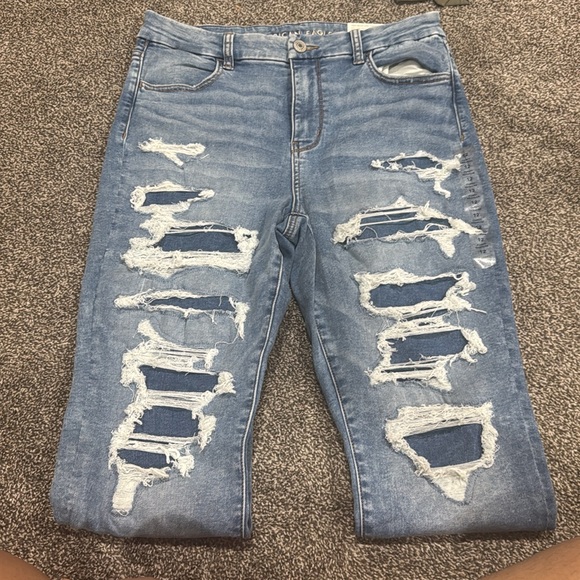 Distressed american eagle jeans - Picture 5 of 5
